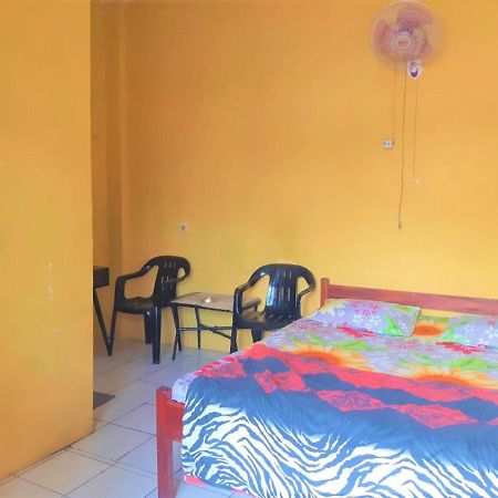 Spot On 2969 Hotel Citra Ayu Labuhan Exterior photo